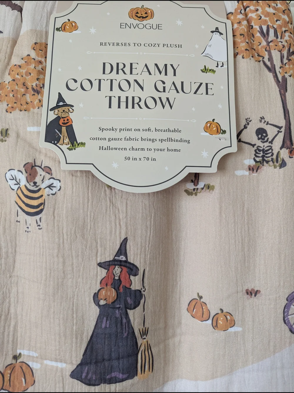 Envogue Halloween toile bats witch dogs ghosts soft cotton gauze throw 50
